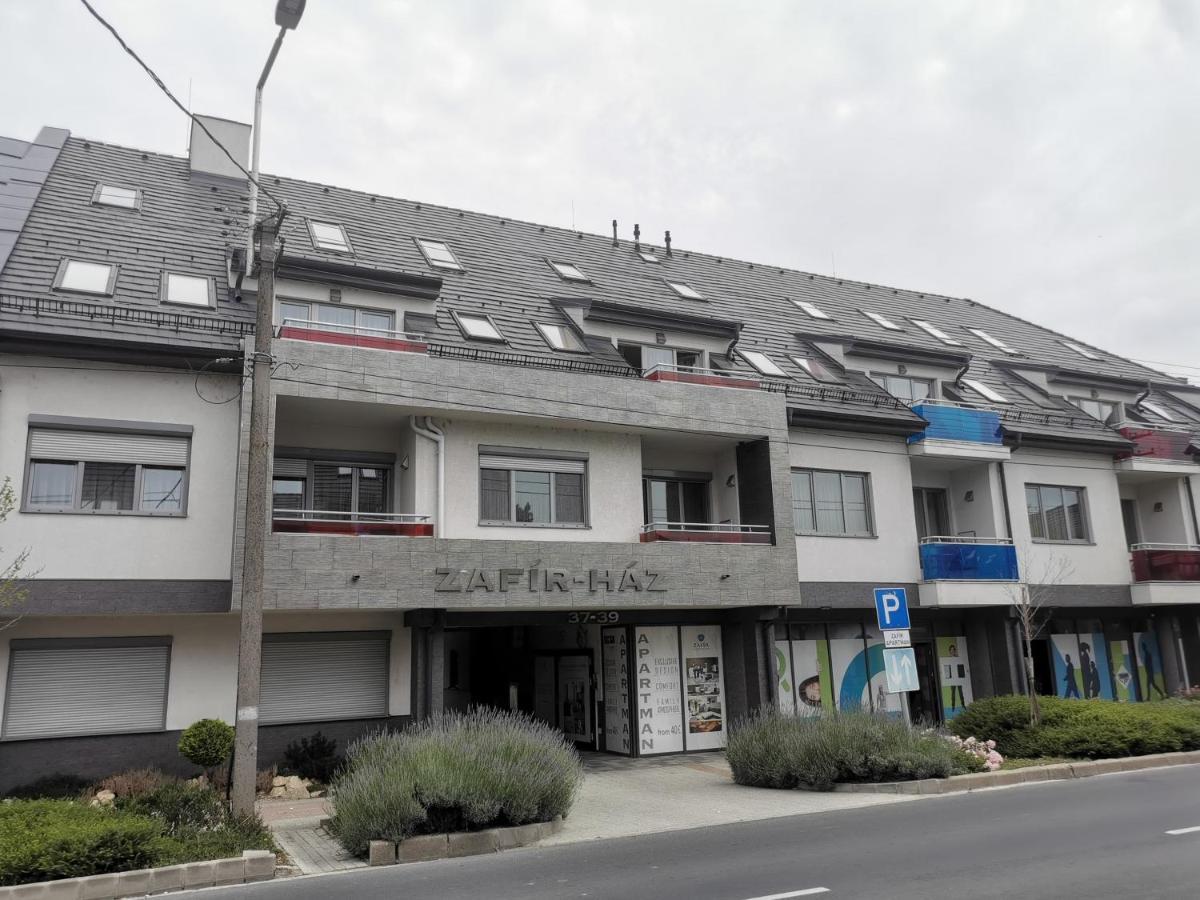 Szabó Lux Apartman Sárvár Exterior foto